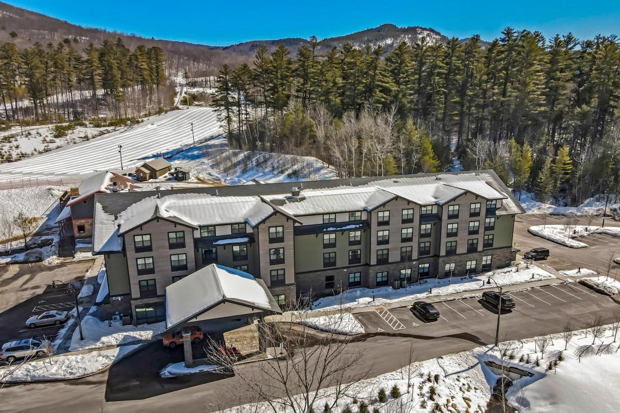 Fairfield By Marriott Inn & Suites Норт-Конвей Экстерьер фото